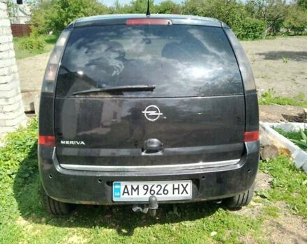 Черный Опель Мерива, объемом двигателя 1.36 л и пробегом 160 тыс. км за 3800 $, фото 2 на Automoto.ua