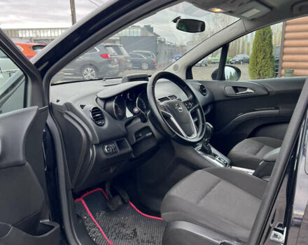 Черный Опель Мерива, объемом двигателя 1.69 л и пробегом 235 тыс. км за 7700 $, фото 10 на Automoto.ua