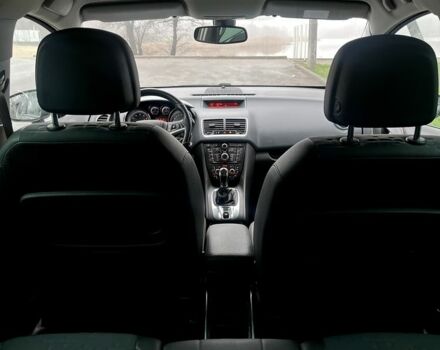 Чорний Опель Меріва, об'ємом двигуна 1.4 л та пробігом 182 тис. км за 7700 $, фото 5 на Automoto.ua