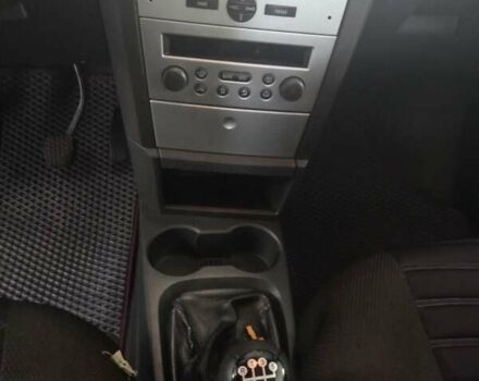 Чорний Опель Меріва, об'ємом двигуна 1.6 л та пробігом 217 тис. км за 4400 $, фото 11 на Automoto.ua