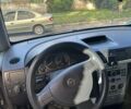 Черный Опель Мерива, объемом двигателя 1.6 л и пробегом 228 тыс. км за 4500 $, фото 12 на Automoto.ua