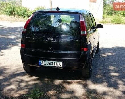 Черный Опель Мерива, объемом двигателя 1.6 л и пробегом 207 тыс. км за 4470 $, фото 2 на Automoto.ua