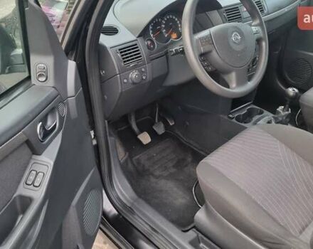 Черный Опель Мерива, объемом двигателя 1.6 л и пробегом 212 тыс. км за 4900 $, фото 13 на Automoto.ua