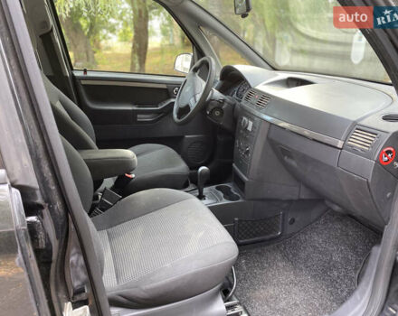 Чорний Опель Меріва, об'ємом двигуна 1.6 л та пробігом 251 тис. км за 5900 $, фото 22 на Automoto.ua