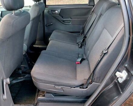 Черный Опель Мерива, объемом двигателя 1.6 л и пробегом 280 тыс. км за 4300 $, фото 23 на Automoto.ua