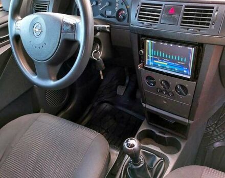 Черный Опель Мерива, объемом двигателя 1.6 л и пробегом 280 тыс. км за 4300 $, фото 28 на Automoto.ua