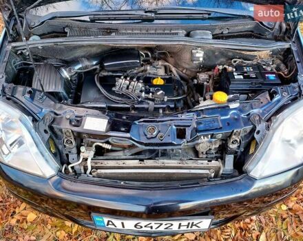 Черный Опель Мерива, объемом двигателя 1.6 л и пробегом 280 тыс. км за 4300 $, фото 39 на Automoto.ua