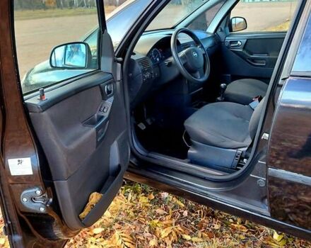 Черный Опель Мерива, объемом двигателя 1.6 л и пробегом 280 тыс. км за 4300 $, фото 20 на Automoto.ua