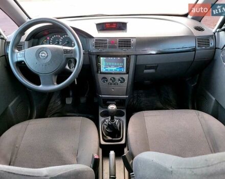 Черный Опель Мерива, объемом двигателя 1.6 л и пробегом 280 тыс. км за 4300 $, фото 34 на Automoto.ua