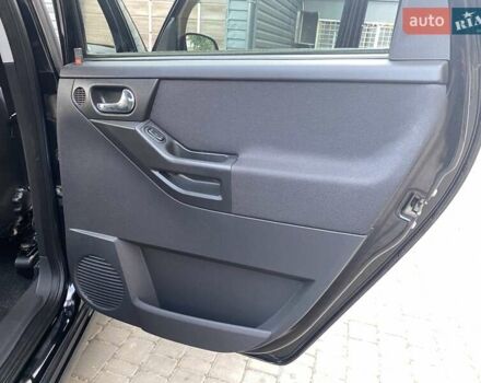 Черный Опель Мерива, объемом двигателя 1.8 л и пробегом 260 тыс. км за 5800 $, фото 26 на Automoto.ua