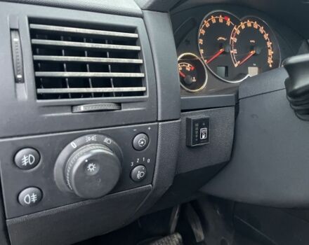 Чорний Опель Меріва, об'ємом двигуна 1.6 л та пробігом 214 тис. км за 4900 $, фото 20 на Automoto.ua