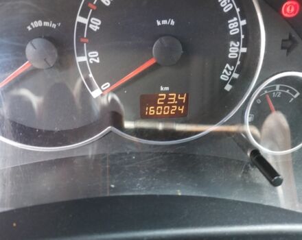 Черный Опель Мерива, объемом двигателя 1.4 л и пробегом 160 тыс. км за 3700 $, фото 4 на Automoto.ua