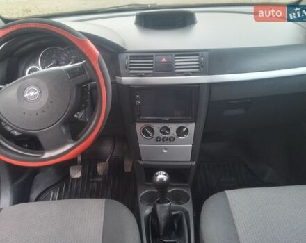 Чорний Опель Меріва, об'ємом двигуна 1.6 л та пробігом 300 тис. км за 3000 $, фото 1 на Automoto.ua