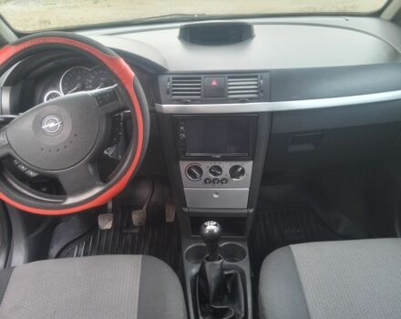 Чорний Опель Меріва, об'ємом двигуна 1.6 л та пробігом 300 тис. км за 3000 $, фото 1 на Automoto.ua