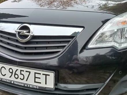 Черный Опель Мерива, объемом двигателя 1.36 л и пробегом 172 тыс. км за 7500 $, фото 1 на Automoto.ua