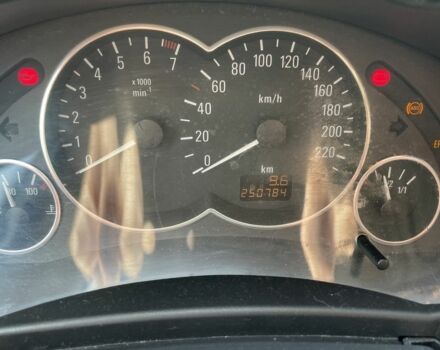 Фіолетовий Опель Меріва, об'ємом двигуна 1.4 л та пробігом 250 тис. км за 3200 $, фото 3 на Automoto.ua