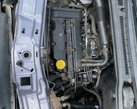 Фіолетовий Опель Меріва, об'ємом двигуна 1.4 л та пробігом 250 тис. км за 3200 $, фото 7 на Automoto.ua