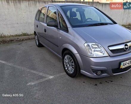Фиолетовый Опель Мерива, объемом двигателя 1.6 л и пробегом 156 тыс. км за 5700 $, фото 2 на Automoto.ua