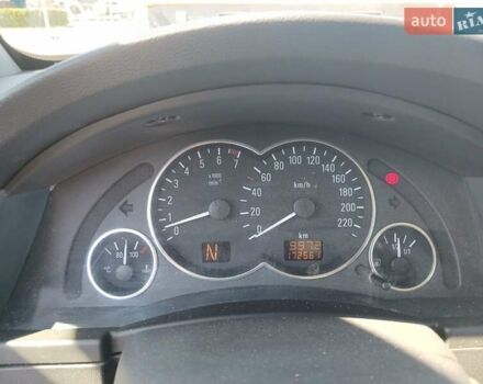 Фиолетовый Опель Мерива, объемом двигателя 1.8 л и пробегом 173 тыс. км за 4550 $, фото 12 на Automoto.ua