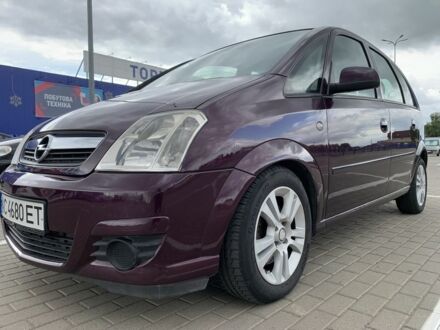 Опель Мерива 2006 в Червонограде на Automoto.ua Фиолетовый Опель Мерива, объемом двигателя 1.2 л и пробегом 215 тыс. км за 4600 $, фото 1 на Automoto.ua
