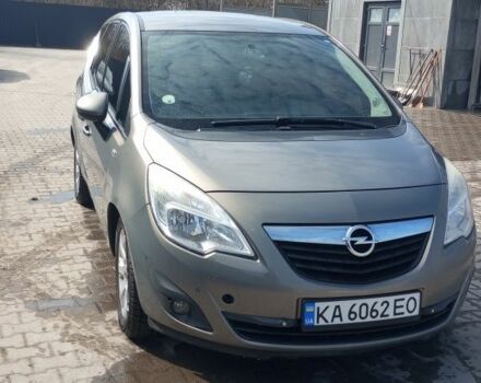 Коричневий Опель Меріва, об'ємом двигуна 1.7 л та пробігом 230 тис. км за 7000 $, фото 1 на Automoto.ua