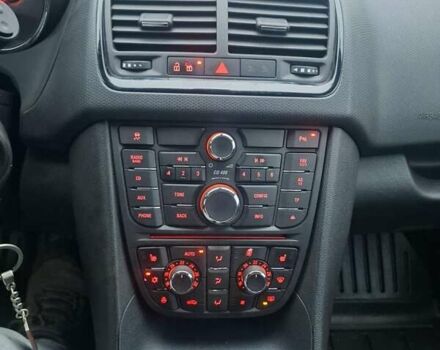 Червоний Опель Меріва, об'ємом двигуна 1.4 л та пробігом 86 тис. км за 9200 $, фото 6 на Automoto.ua