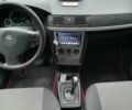 Красный Опель Мерива, объемом двигателя 1.6 л и пробегом 251 тыс. км за 4099 $, фото 4 на Automoto.ua