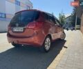Красный Опель Мерива, объемом двигателя 1.69 л и пробегом 172 тыс. км за 8200 $, фото 4 на Automoto.ua