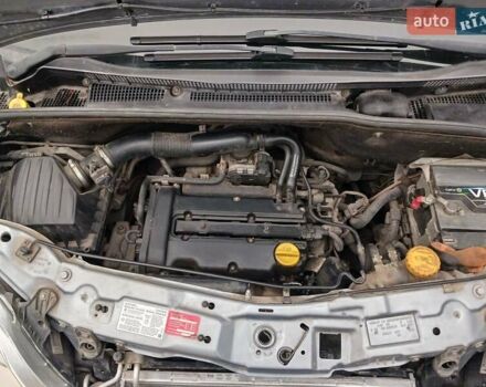 Опель Мерива, объемом двигателя 1.4 л и пробегом 250 тыс. км за 3600 $, фото 10 на Automoto.ua