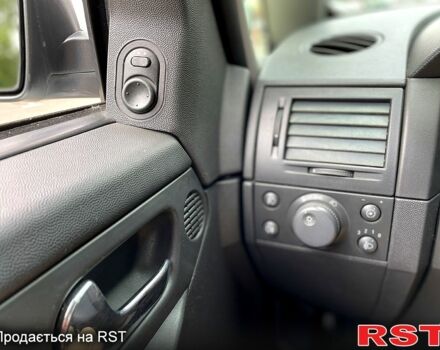 Опель Меріва, об'ємом двигуна 1.3 л та пробігом 202 тис. км за 3700 $, фото 5 на Automoto.ua