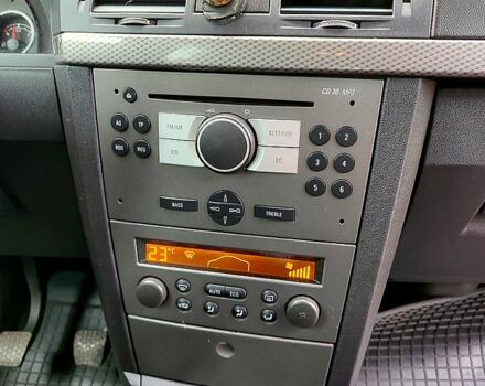 Опель Мерива, объемом двигателя 1.3 л и пробегом 0 тыс. км за 5800 $, фото 3 на Automoto.ua