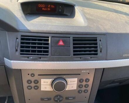 Опель Меріва, об'ємом двигуна 1.4 л та пробігом 154 тис. км за 4400 $, фото 2 на Automoto.ua