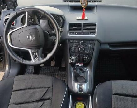 Опель Мерива, объемом двигателя 1.69 л и пробегом 245 тыс. км за 8500 $, фото 4 на Automoto.ua