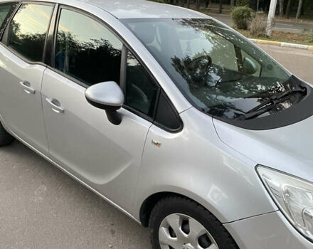 Опель Мерива, объемом двигателя 1.3 л и пробегом 215 тыс. км за 5950 $, фото 9 на Automoto.ua