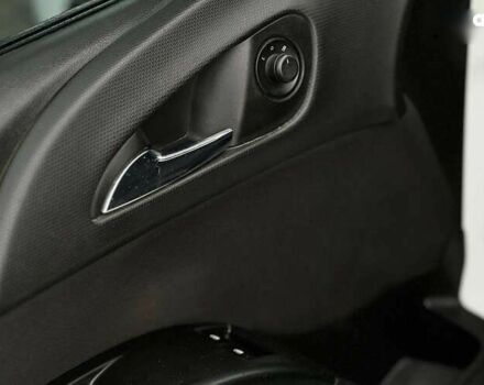 Опель Мерива, объемом двигателя 1.6 л и пробегом 313 тыс. км за 8300 $, фото 9 на Automoto.ua