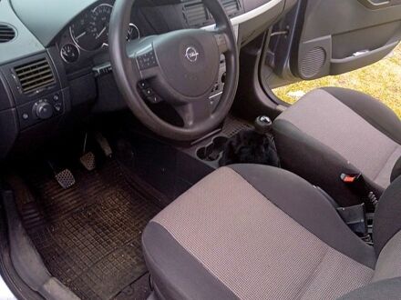 Опель Мерива 2004 в Кривом Роге на Automoto.ua Опель Мерива, объемом двигателя 1.6 л и пробегом 228 тыс. км за 3500 $, фото 1 на Automoto.ua