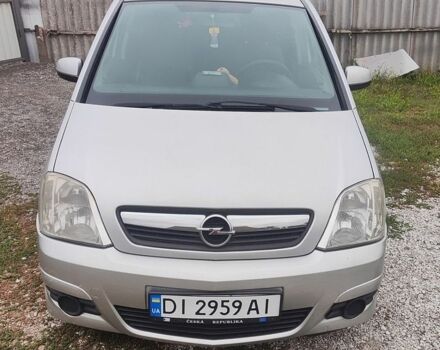 Опель Мерива, объемом двигателя 1.7 л и пробегом 219 тыс. км за 3700 $, фото 1 на Automoto.ua