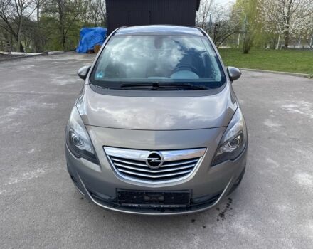 Опель Мерива, объемом двигателя 1.7 л и пробегом 300 тыс. км за 3500 $, фото 1 на Automoto.ua