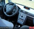 Желтый Опель Мерива, объемом двигателя 1.6 л и пробегом 190 тыс. км за 4199 $, фото 3 на Automoto.ua