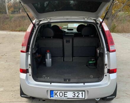 Серый Опель Мерива, объемом двигателя 1.6 л и пробегом 236 тыс. км за 2300 $, фото 4 на Automoto.ua