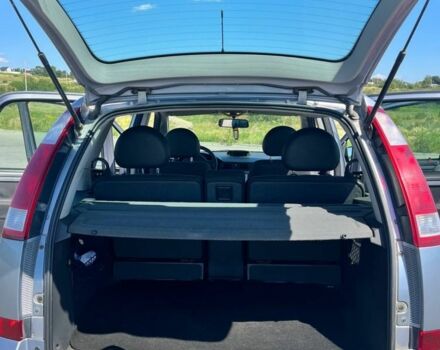 Серый Опель Мерива, объемом двигателя 1.6 л и пробегом 230 тыс. км за 4500 $, фото 6 на Automoto.ua