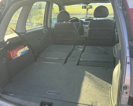 Серый Опель Мерива, объемом двигателя 1.4 л и пробегом 182 тыс. км за 3300 $, фото 8 на Automoto.ua