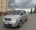 Серый Опель Мерива, объемом двигателя 1.7 л и пробегом 266 тыс. км за 1750 $, фото 11 на Automoto.ua