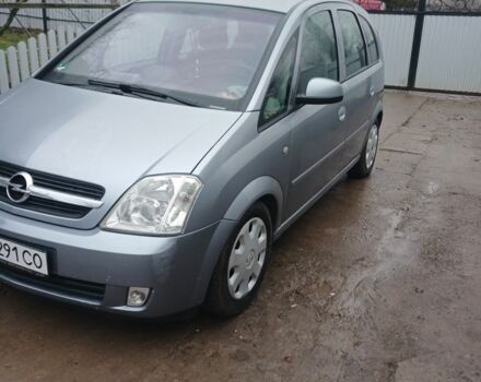 Сірий Опель Меріва, об'ємом двигуна 1.7 л та пробігом 255 тис. км за 4000 $, фото 4 на Automoto.ua