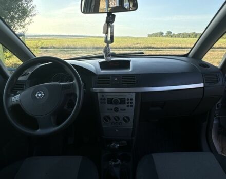 Серый Опель Мерива, объемом двигателя 1.4 л и пробегом 182 тыс. км за 3300 $, фото 12 на Automoto.ua