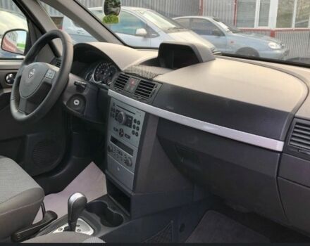 Серый Опель Мерива, объемом двигателя 1.6 л и пробегом 190 тыс. км за 6400 $, фото 3 на Automoto.ua