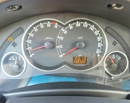 Серый Опель Мерива, объемом двигателя 1.8 л и пробегом 330 тыс. км за 3600 $, фото 11 на Automoto.ua