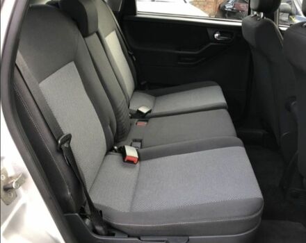 Серый Опель Мерива, объемом двигателя 1.6 л и пробегом 190 тыс. км за 6400 $, фото 6 на Automoto.ua