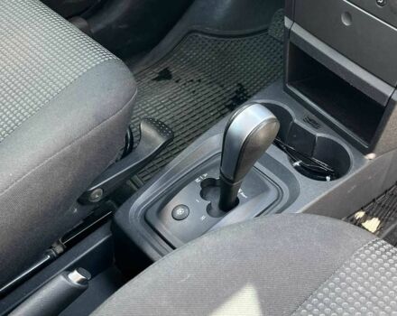 Серый Опель Мерива, объемом двигателя 1.6 л и пробегом 256 тыс. км за 3300 $, фото 7 на Automoto.ua