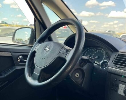 Серый Опель Мерива, объемом двигателя 1.6 л и пробегом 256 тыс. км за 3300 $, фото 5 на Automoto.ua